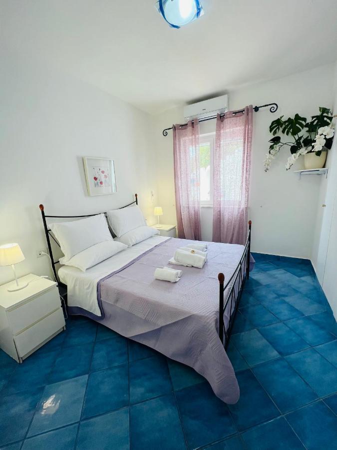 Villa Isabella פונזה מראה חיצוני תמונה