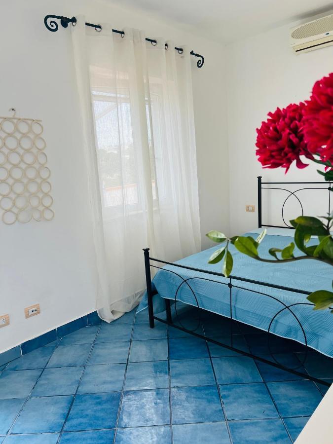 Villa Isabella פונזה מראה חיצוני תמונה